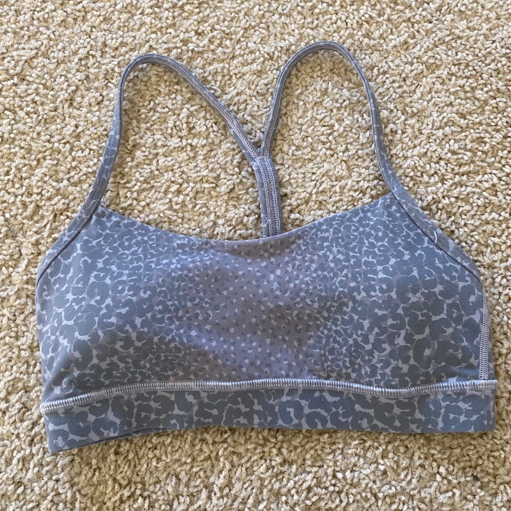 Lululemon Flow Y Bra - Sz 6